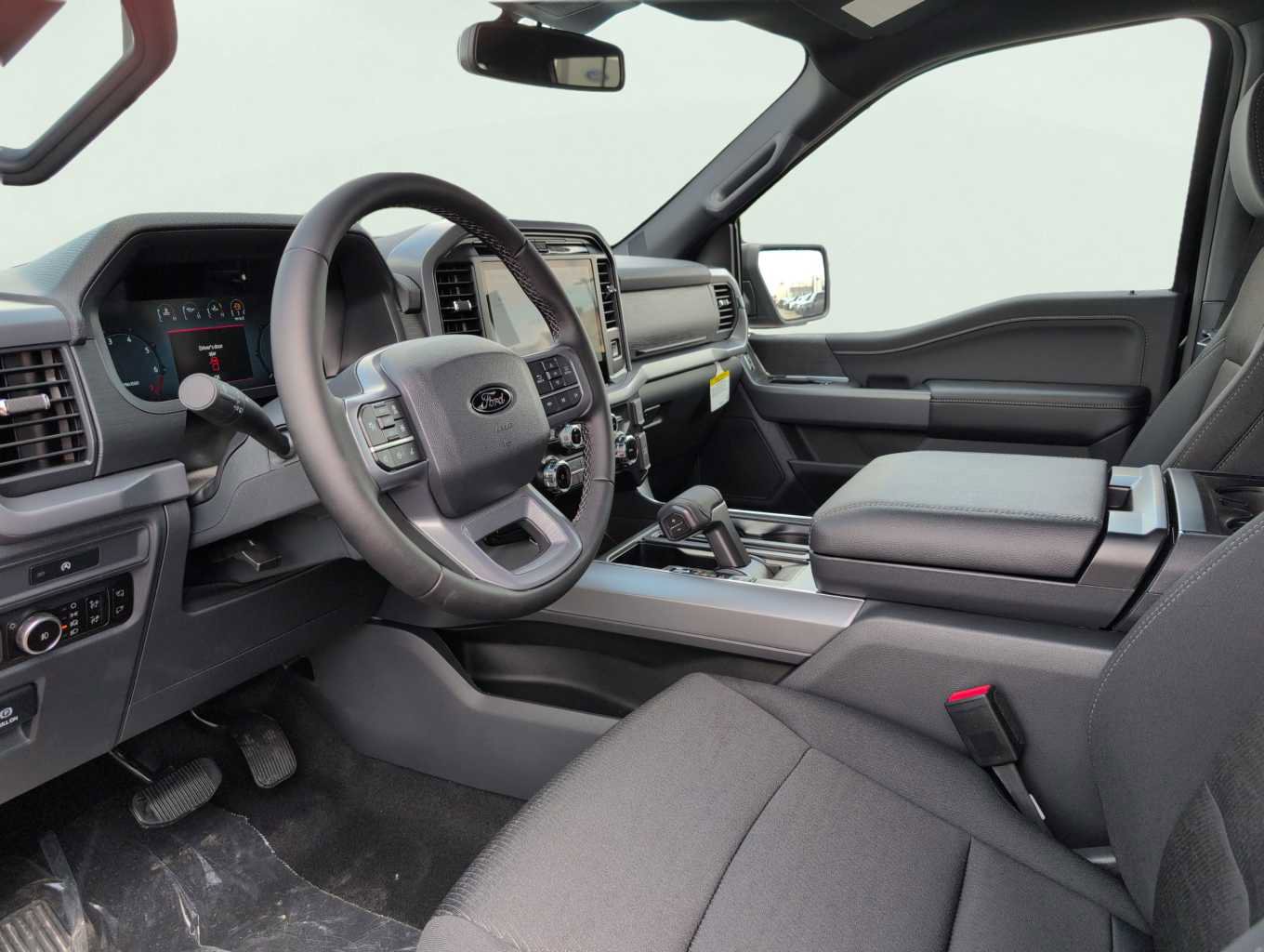 New 2025 Ford F150 XLT w/ Equipment Group 302A MID image 7