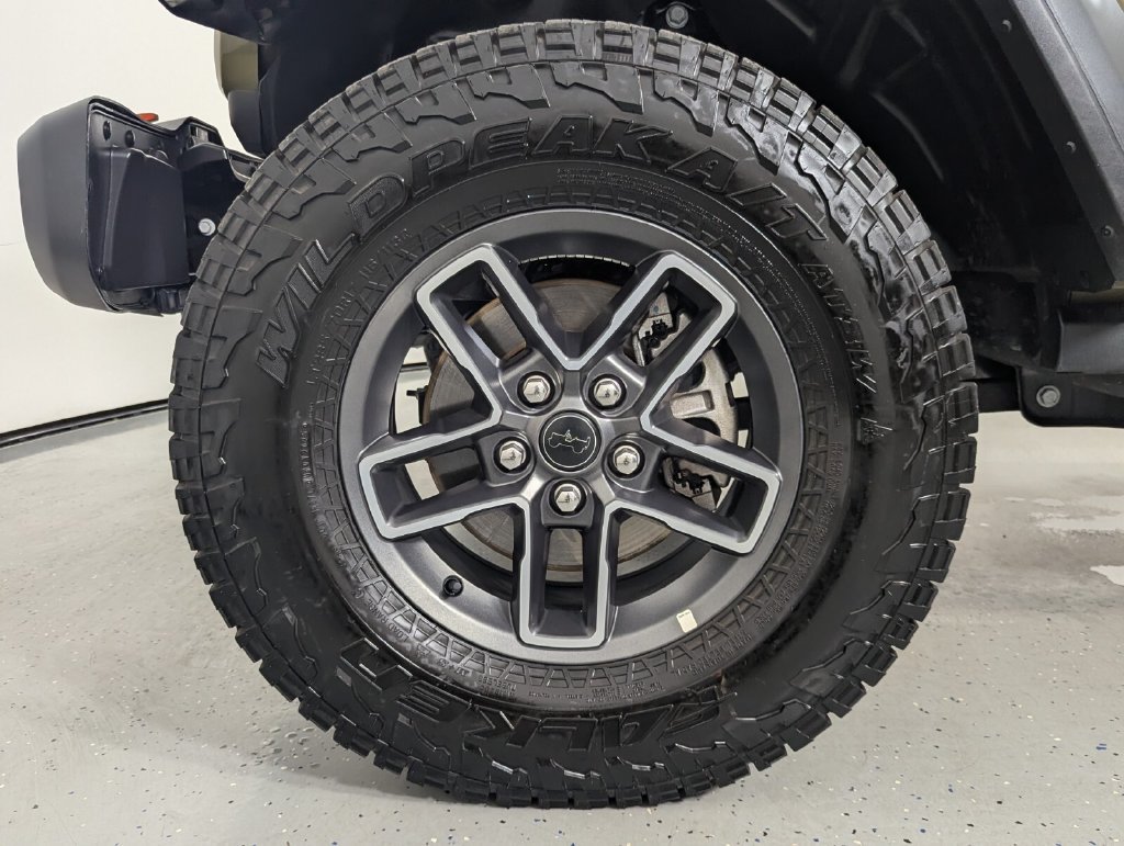 Used 2026 Jeep Gladiator Mojave AWD/4WD image 11