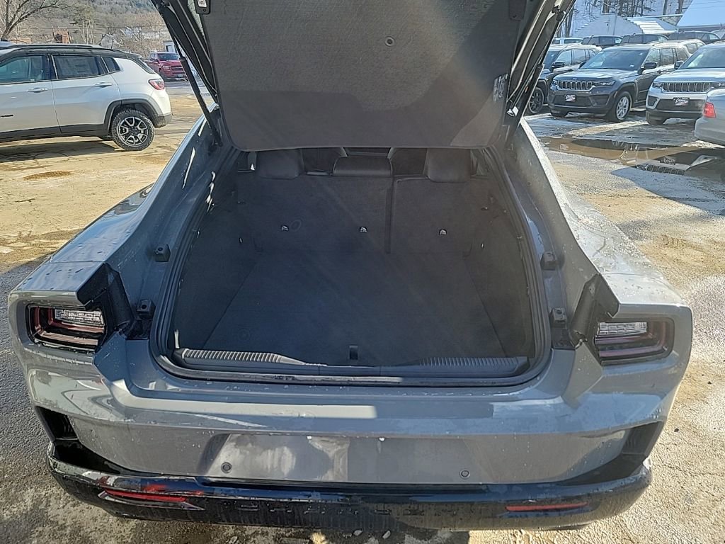 New 2026 Dodge Charger Scat Pack w/ Blacktop Package AWD/4WD image 7