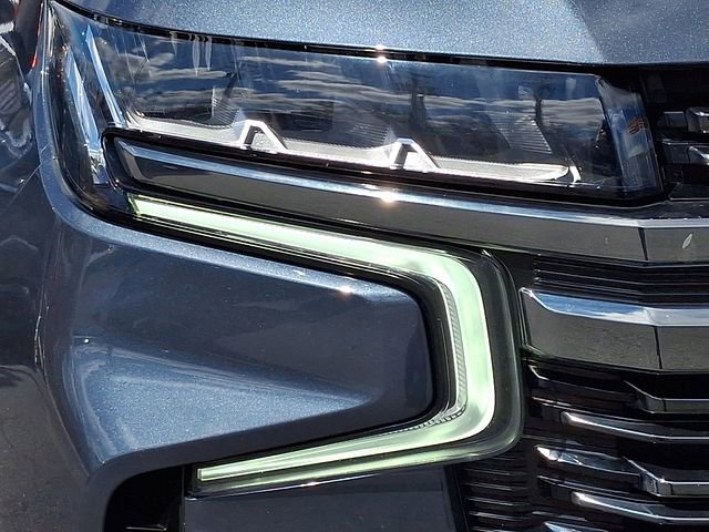 Certified 2021 Chevrolet Suburban RST w/ Luxury Package image 9