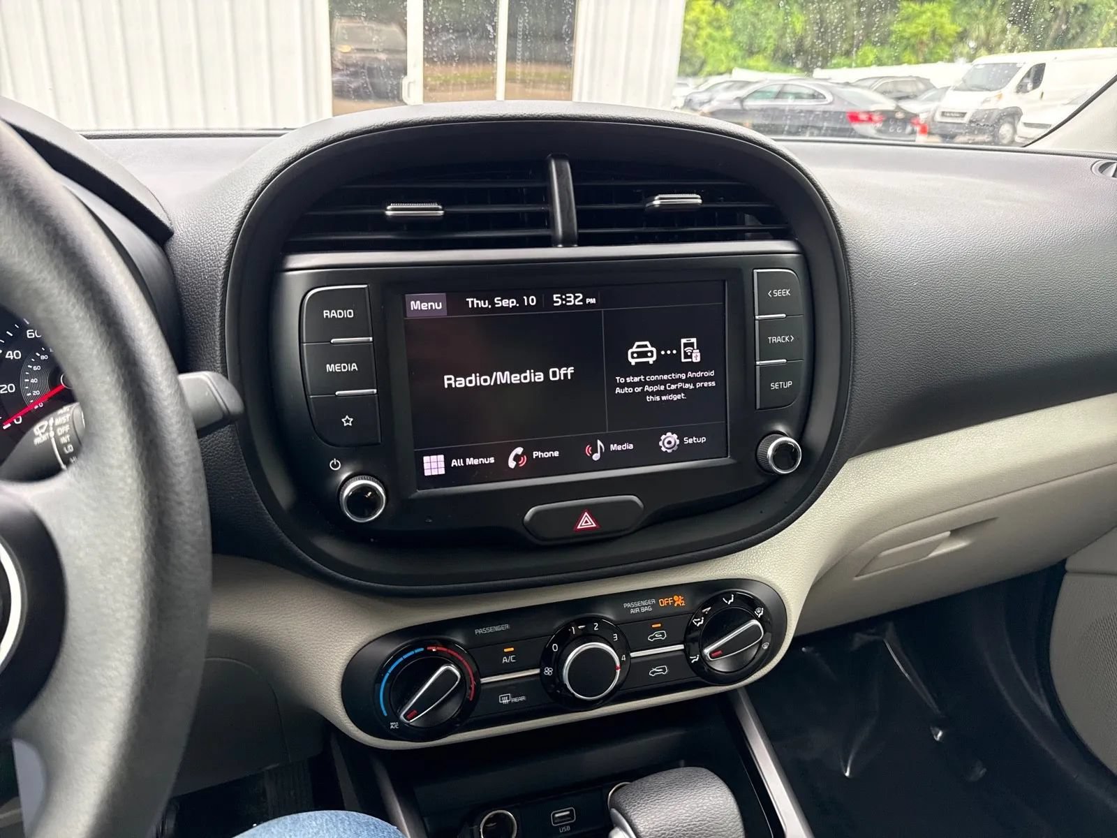 Used 2022 Kia Soul LX FWD image 20