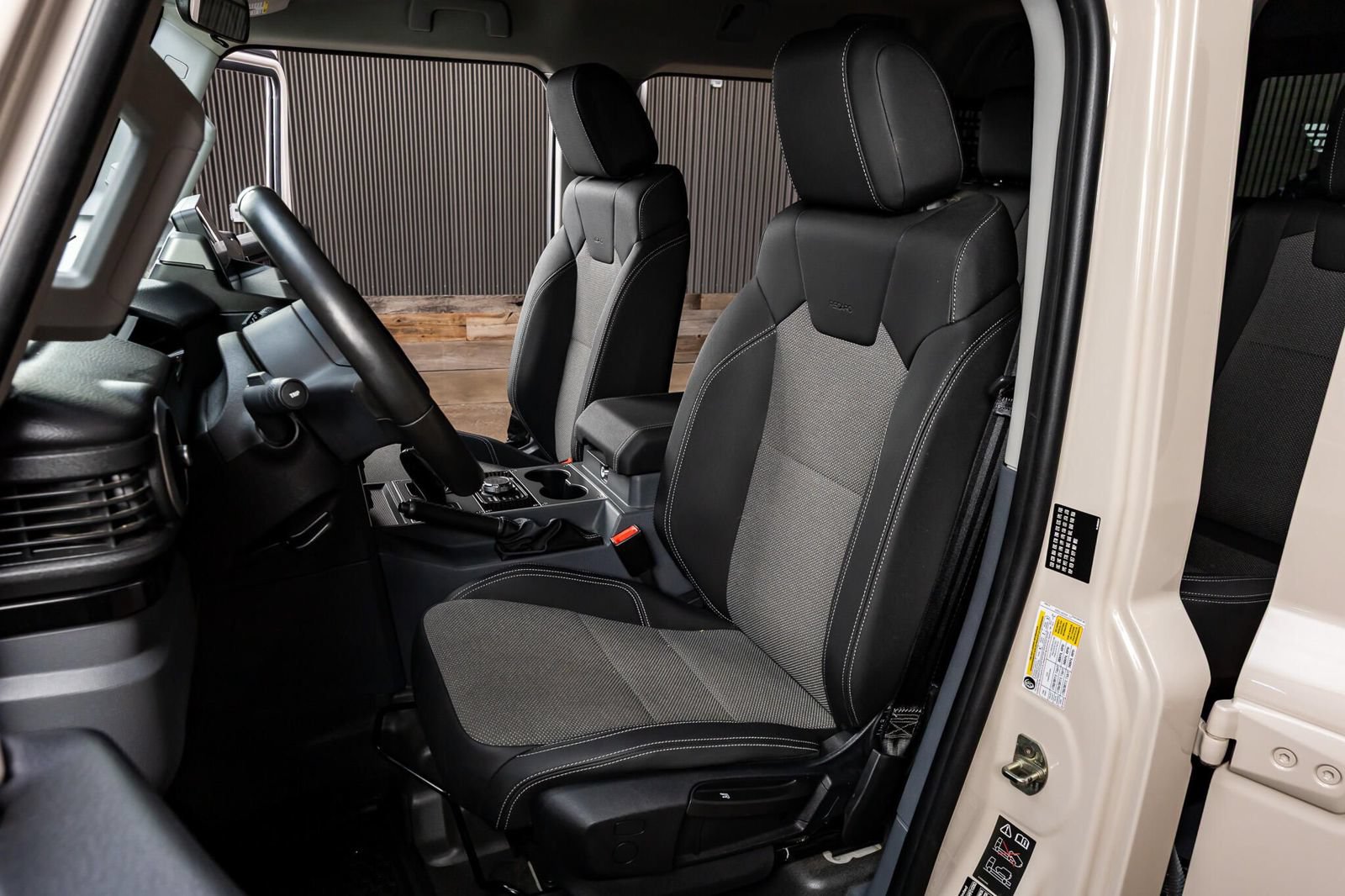 Used 2024 INEOS Grenadier Station Wagon AWD/4WD image 28