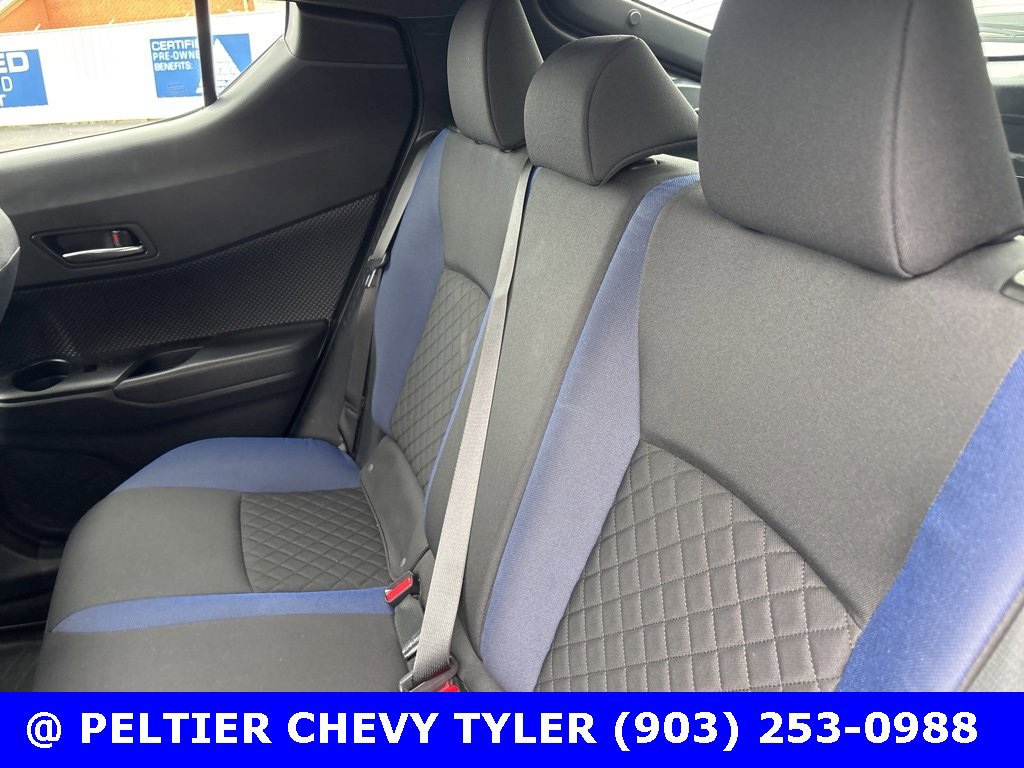 Used 2022 Toyota C-HR XLE image 18