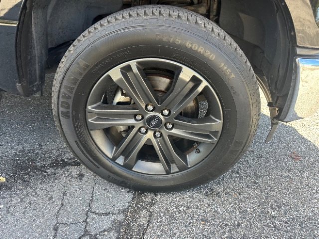 Used 2017 Ford F150 XLT image 14