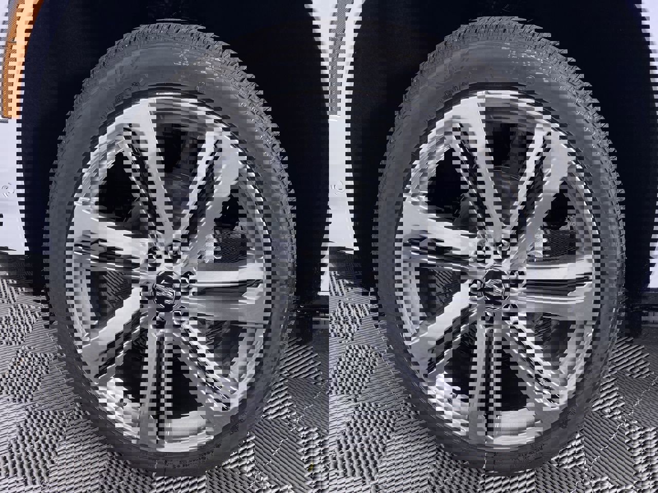 New 2026 Cadillac Escalade ESV Sport image 17