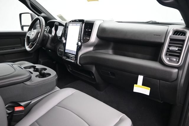 New 2026 RAM 3500 Tradesman AWD/4WD image 10