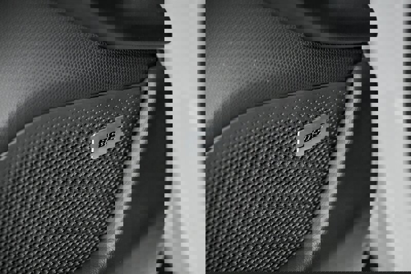 Used 2021 Porsche Taycan image 18