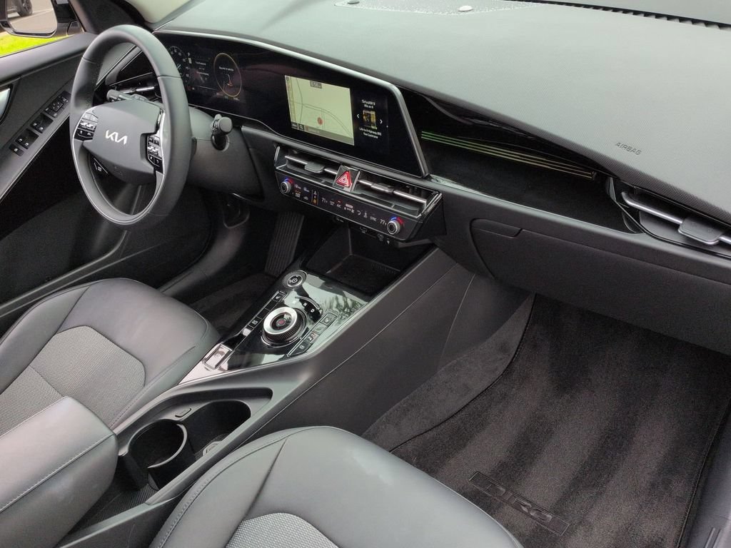 Certified 2023 Kia Niro Wind FWD image 30