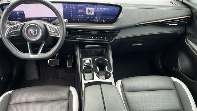 Certified 2025 Buick Envision Sport Touring image 25