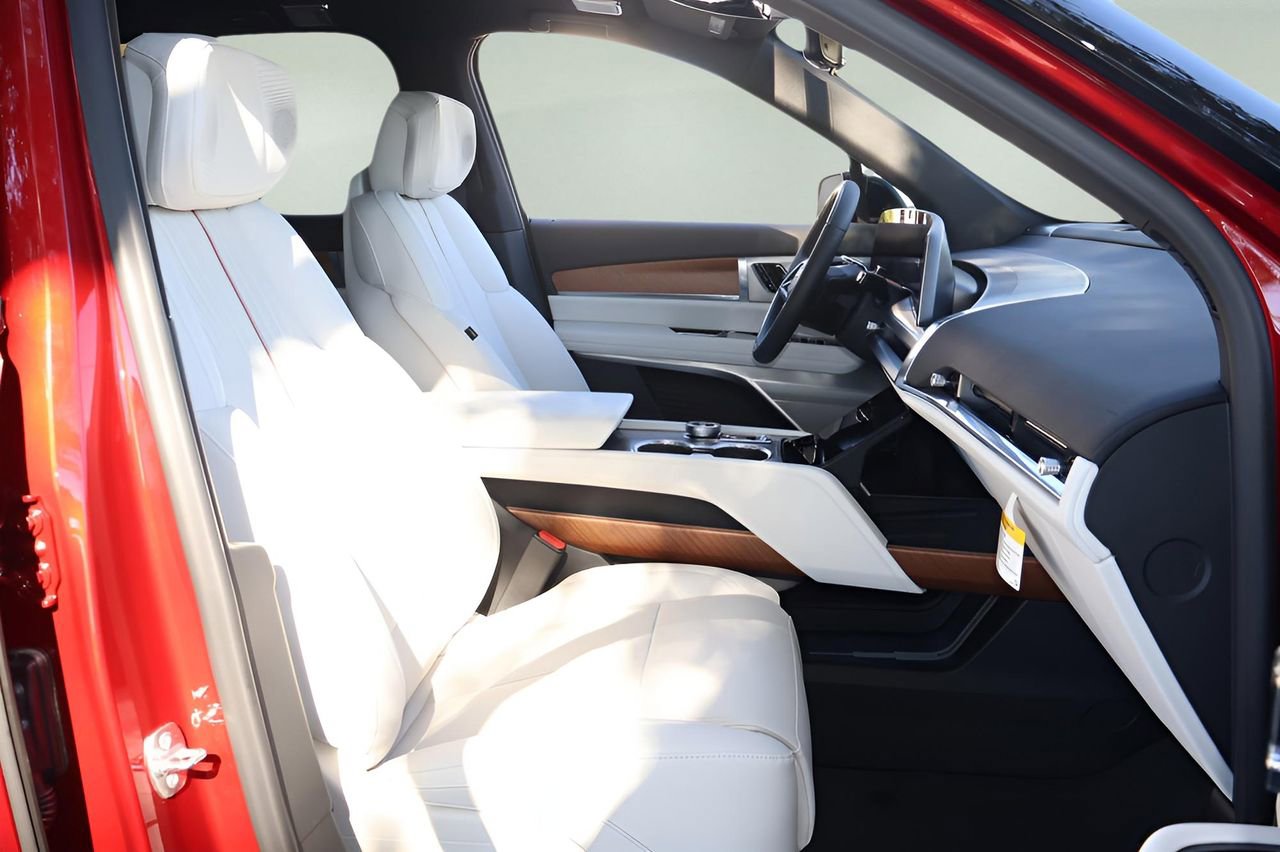 New 2026 Cadillac Vistiq Sport image 20