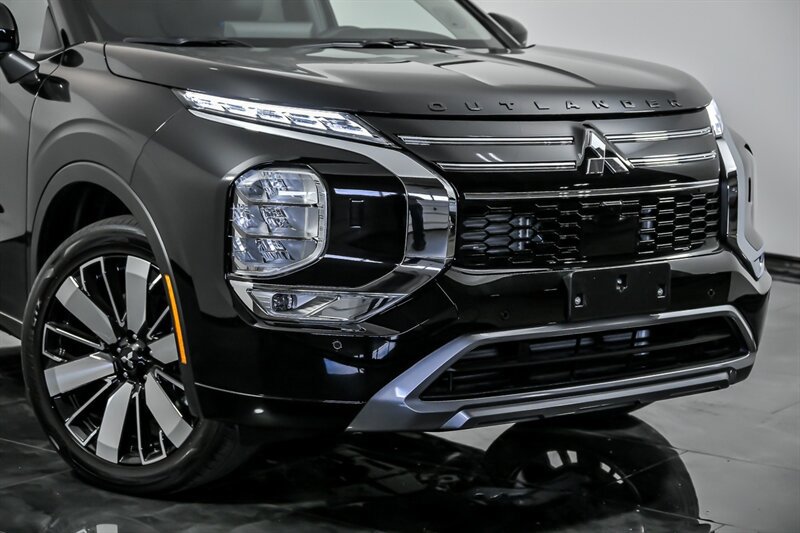 New 2026 Mitsubishi Outlander SEL AWD/4WD image 2