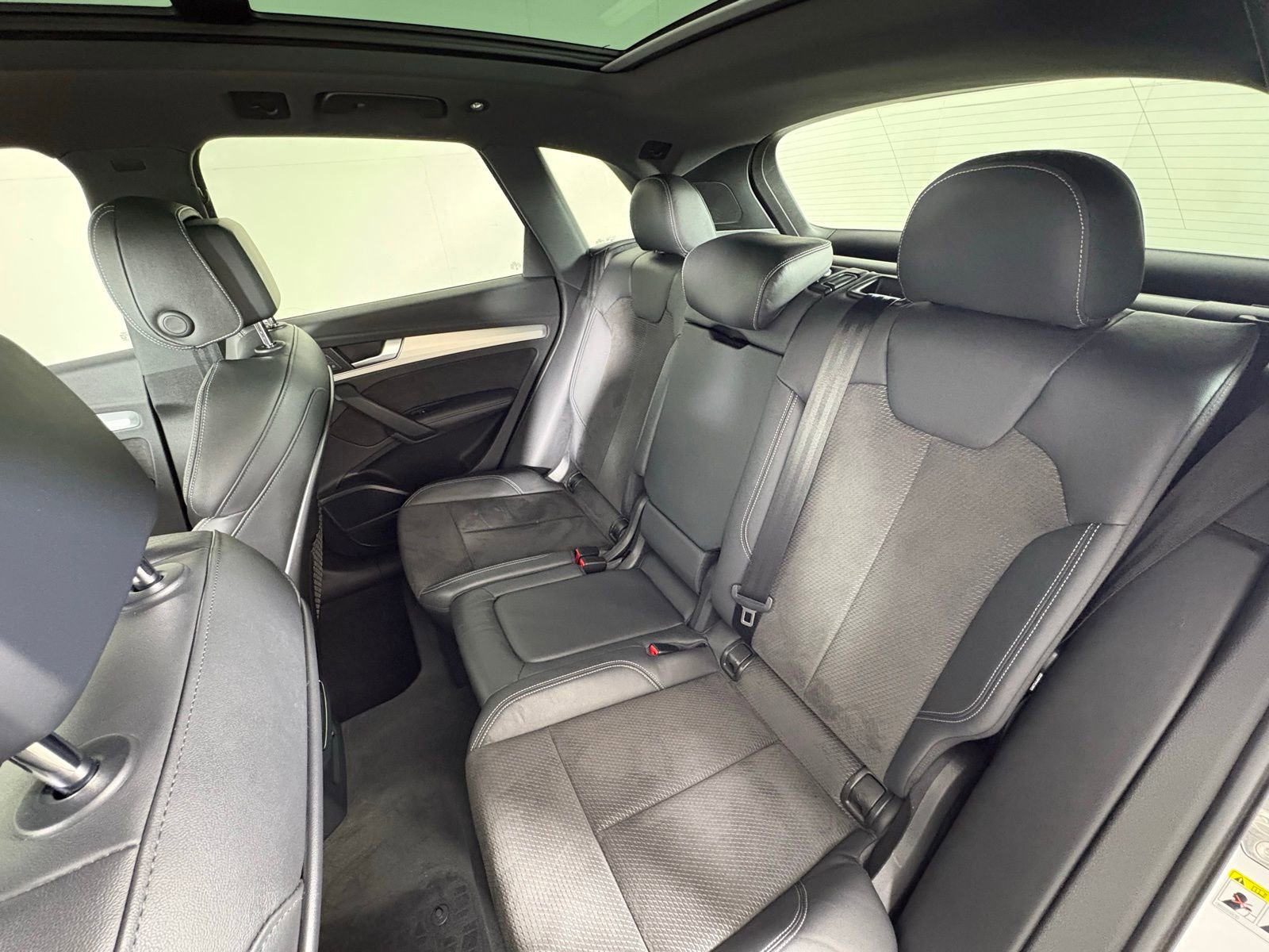 Used 2019 Audi SQ5 Premium Plus w/ Premium Plus Package AWD/4WD image 13