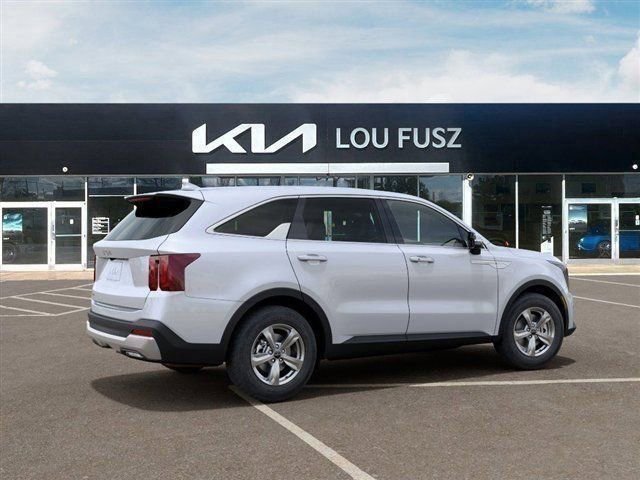 New 2026 Kia Sorento LX FWD image 6
