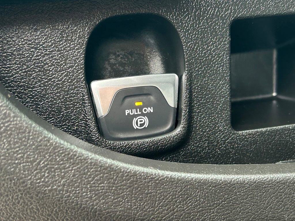 Used 2026 RAM ProMaster 2500 w/ Convenience Group FWD image 24