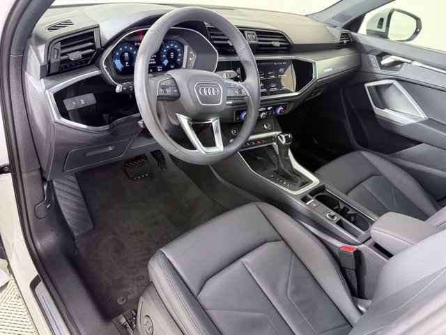 Certified 2024 Audi Q3 2.0T Premium Plus AWD/4WD image 11