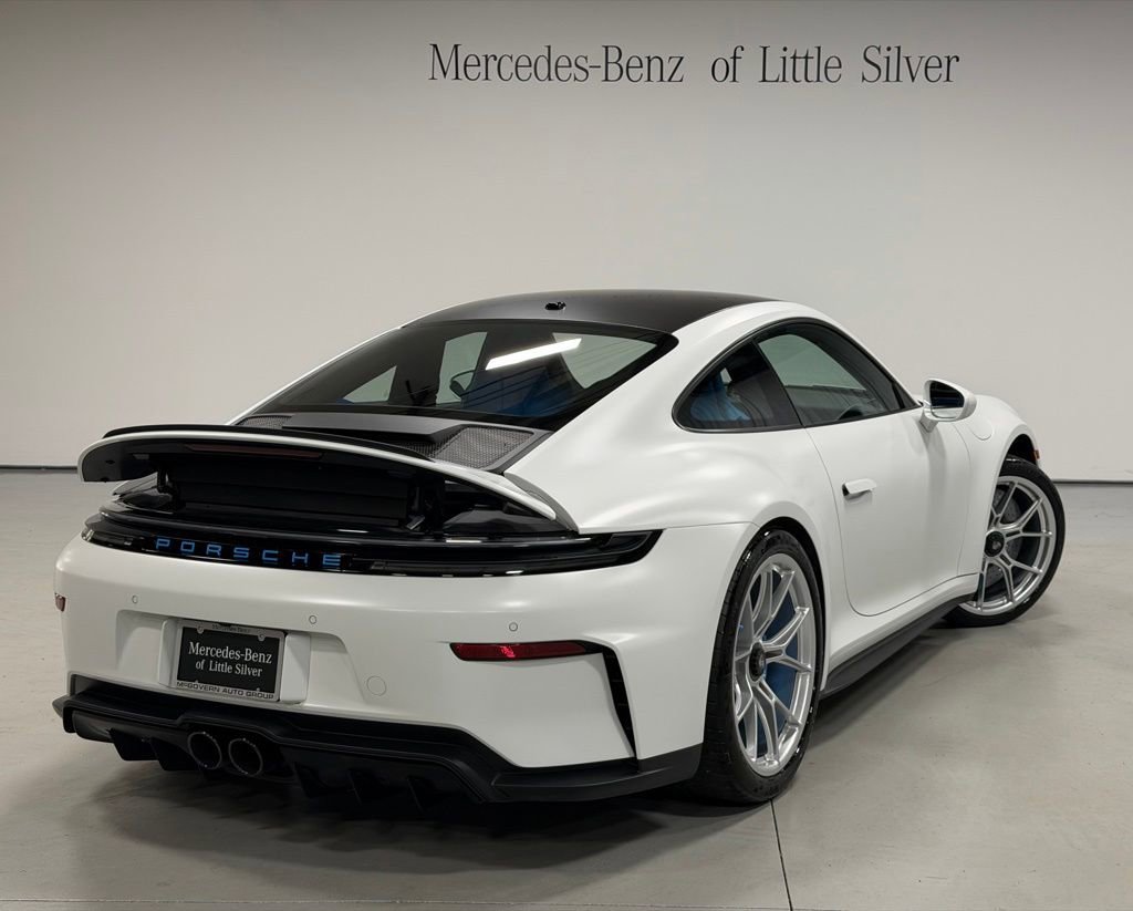 Used 2026 Porsche 911 GT3 RWD image 5