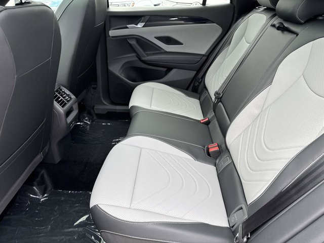 New 2026 Volkswagen Tiguan SE R-Line AWD/4WD image 9
