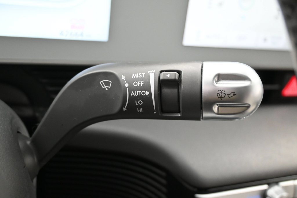 Used 2023 Hyundai Ioniq 5 Limited AWD/4WD image 19