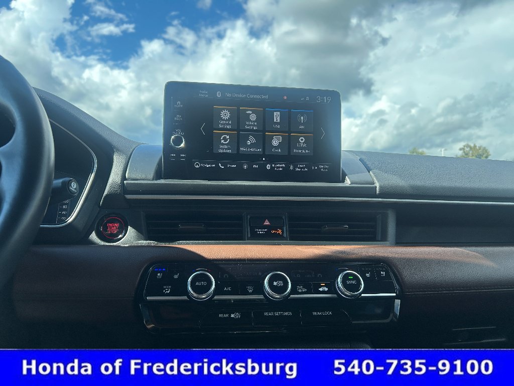 Used 2024 Honda Pilot Elite image 23
