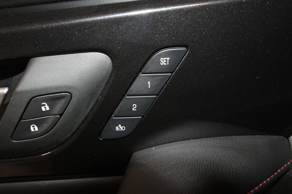 Used 2023 Chevrolet Blazer RS w/ Enhanced Convenience Package FWD image 10