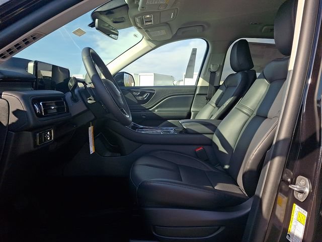 New 2026 Lincoln Aviator AWD image 6