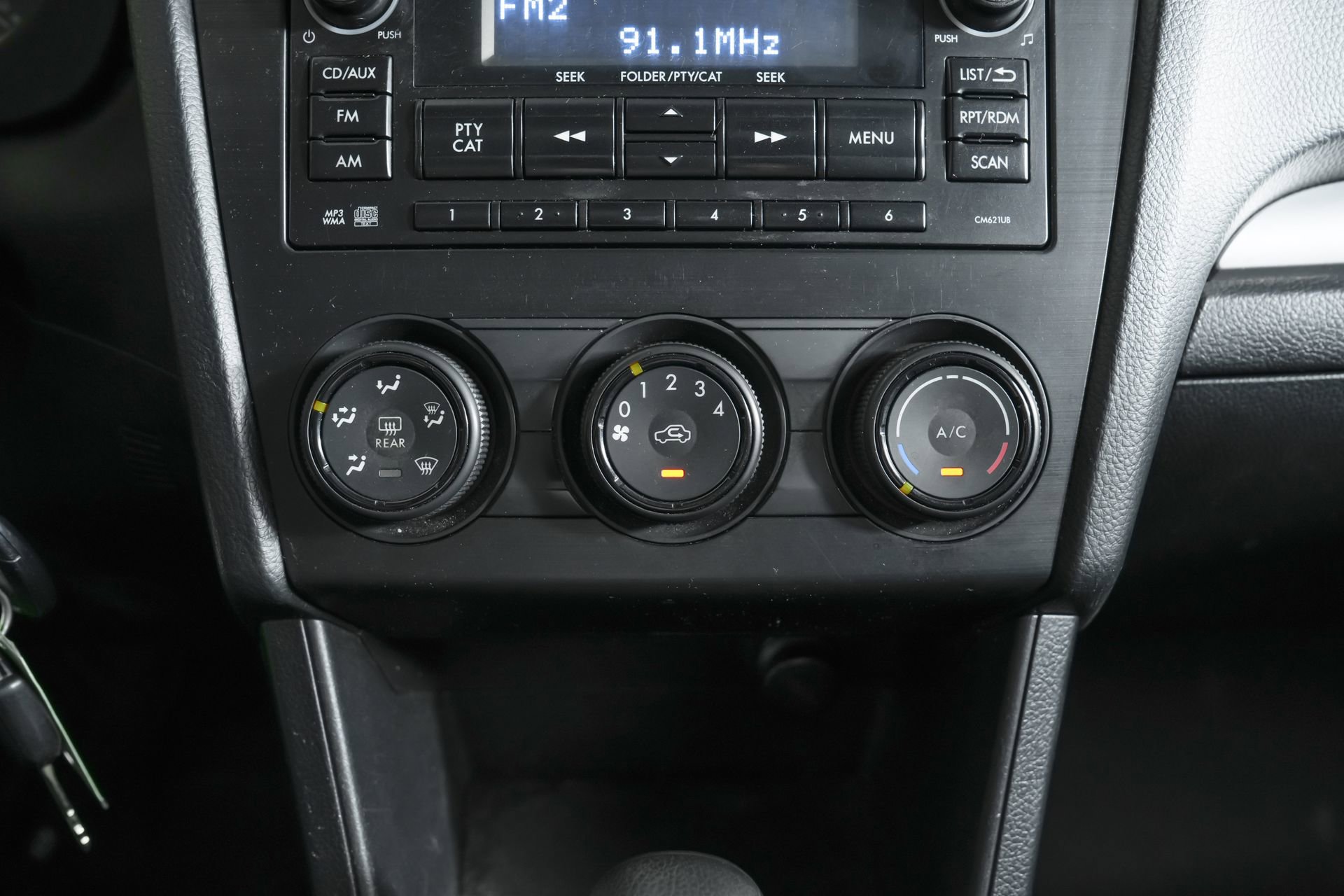 Used 2014 Subaru Crosstrek 2.0i Premium w/ Moonroof Package image 29