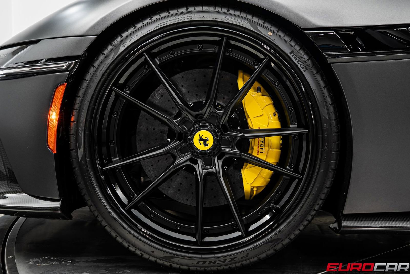 Used 2025 Ferrari 12Cilindri RWD image 28