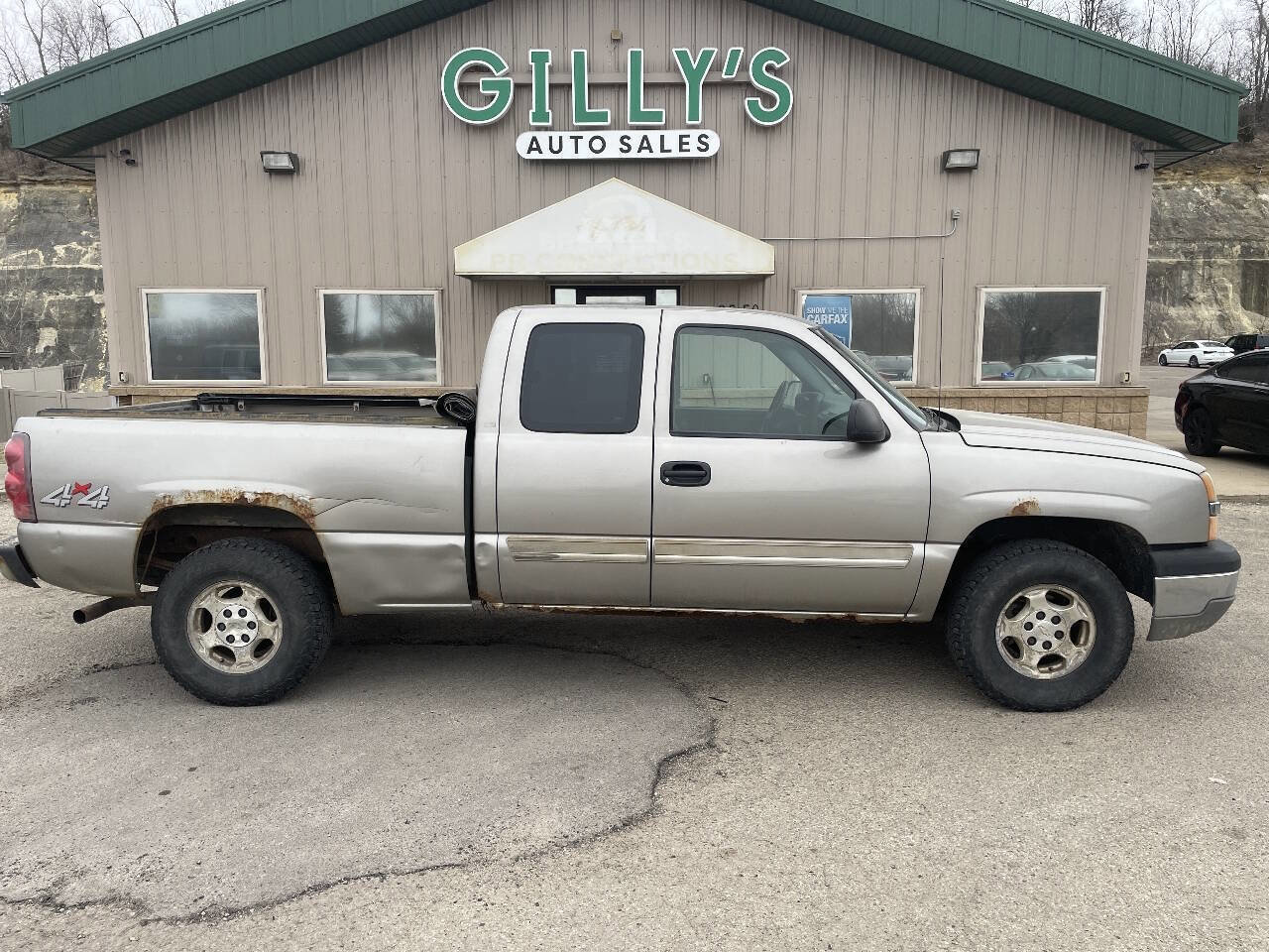 Used 2003 Chevrolet Silverado 1500 LS AWD/4WD image 1