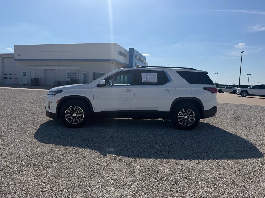 Used 2023 Chevrolet Traverse LT FWD image 6