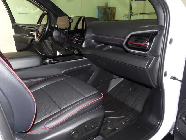 Used 2025 Chevrolet Silverado EV RST AWD/4WD image 54