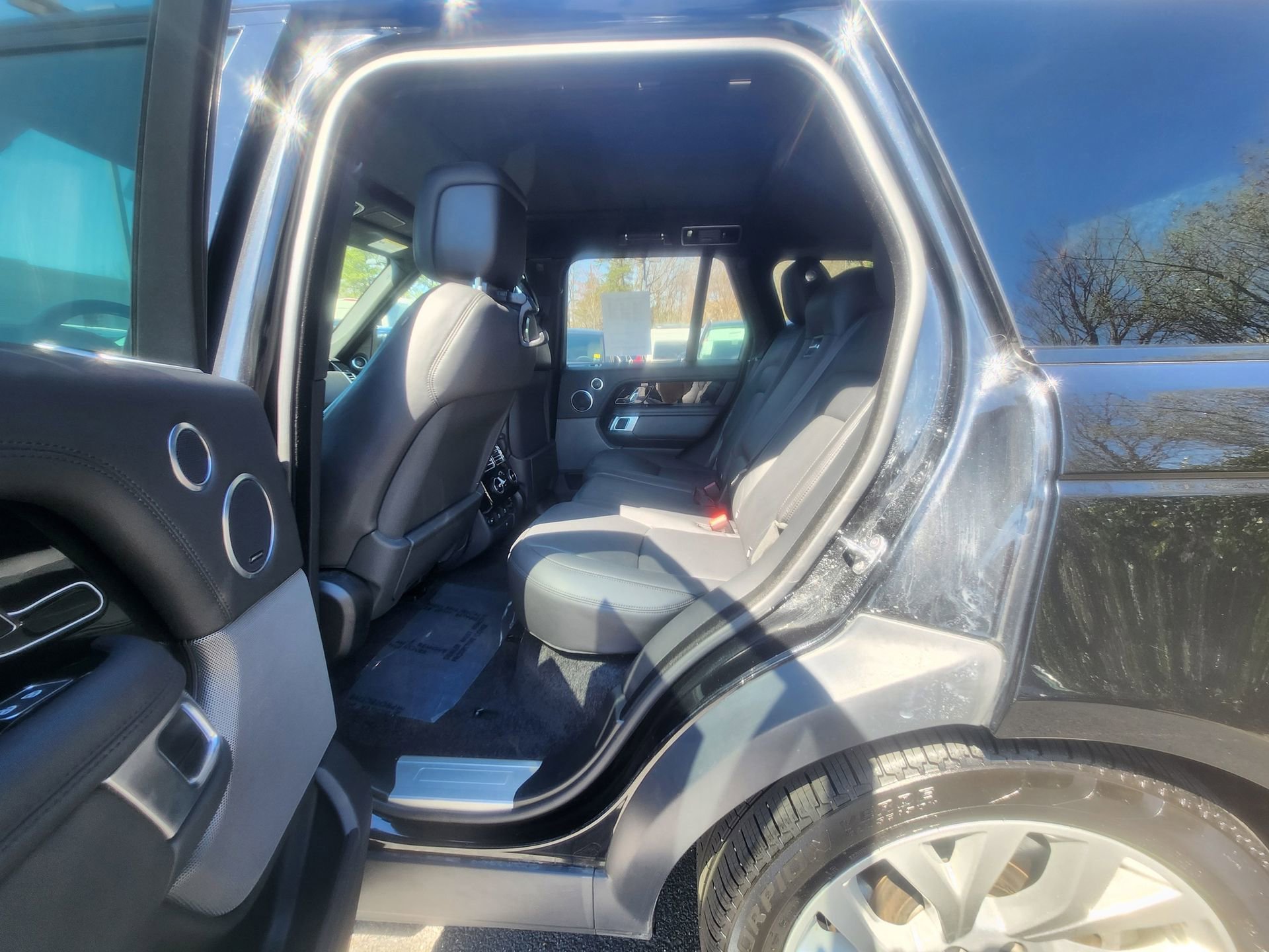 Used 2021 Land Rover Range Rover Westminster Edition image 20