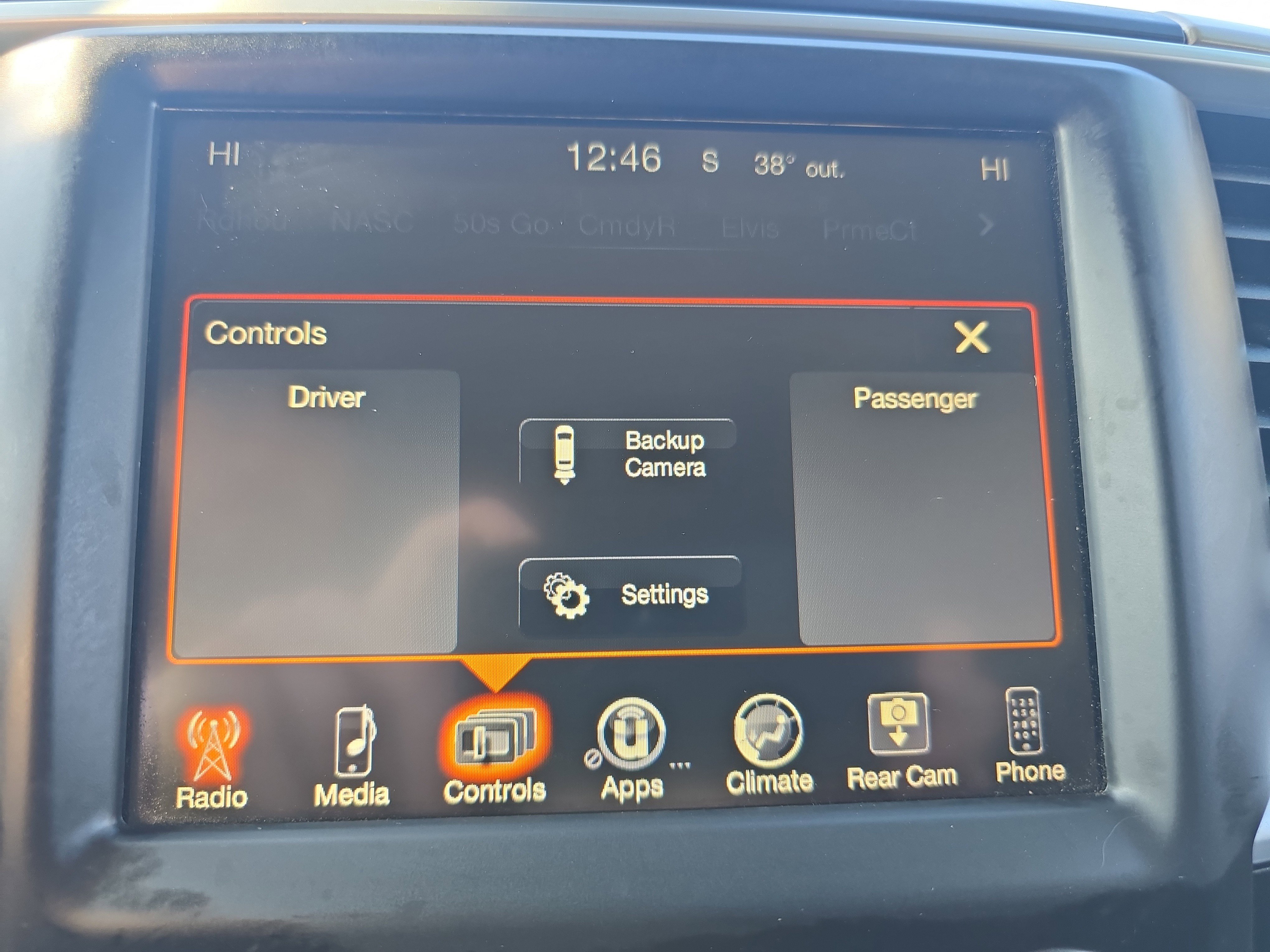 Used 2017 RAM 2500 SLT w/ Snow Chief Group image 32