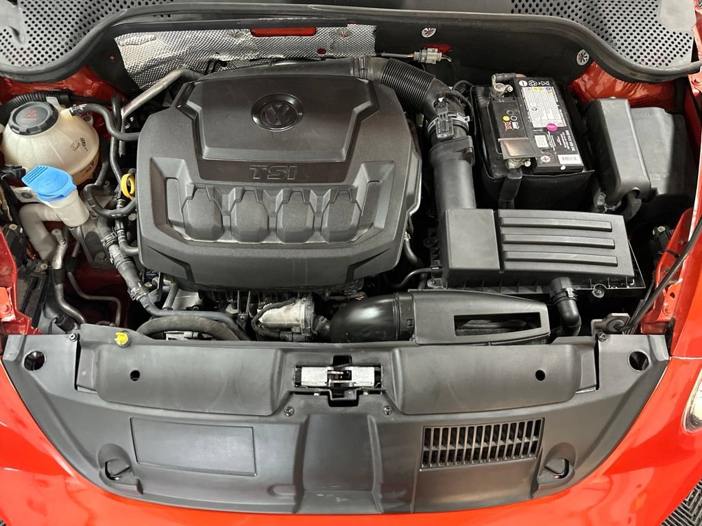 Used 2018 Volkswagen Beetle 2.0T S FWD image 32