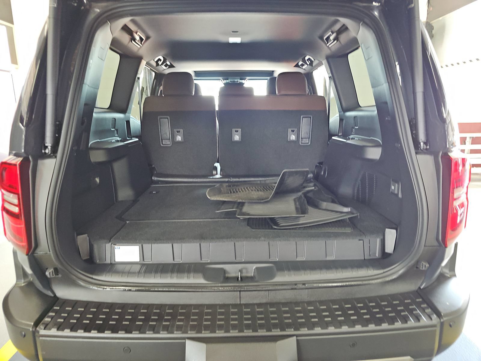 Used 2026 Toyota Land Cruiser w/ Premium Package AWD/4WD image 8