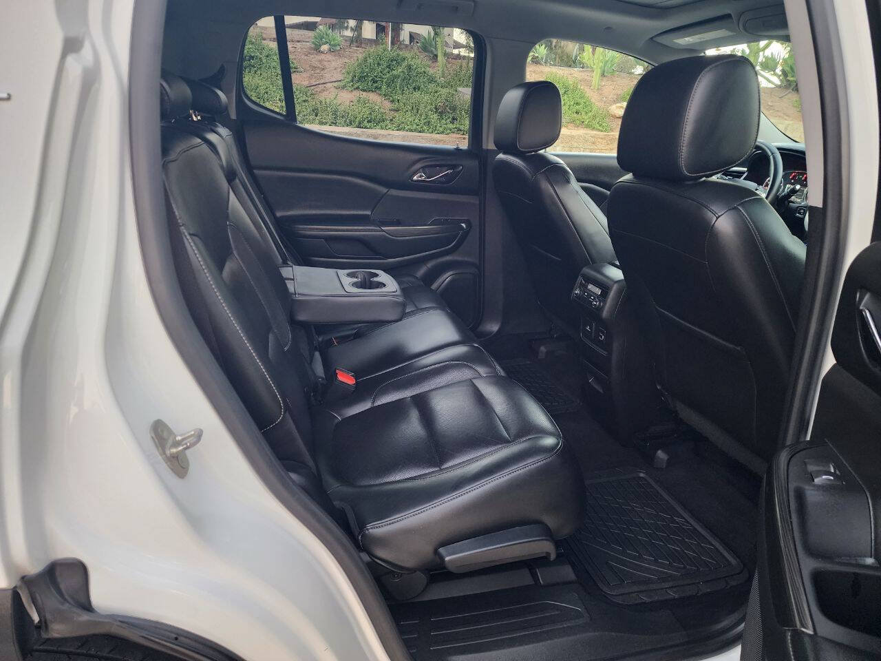 Used 2017 GMC Acadia SLT image 20