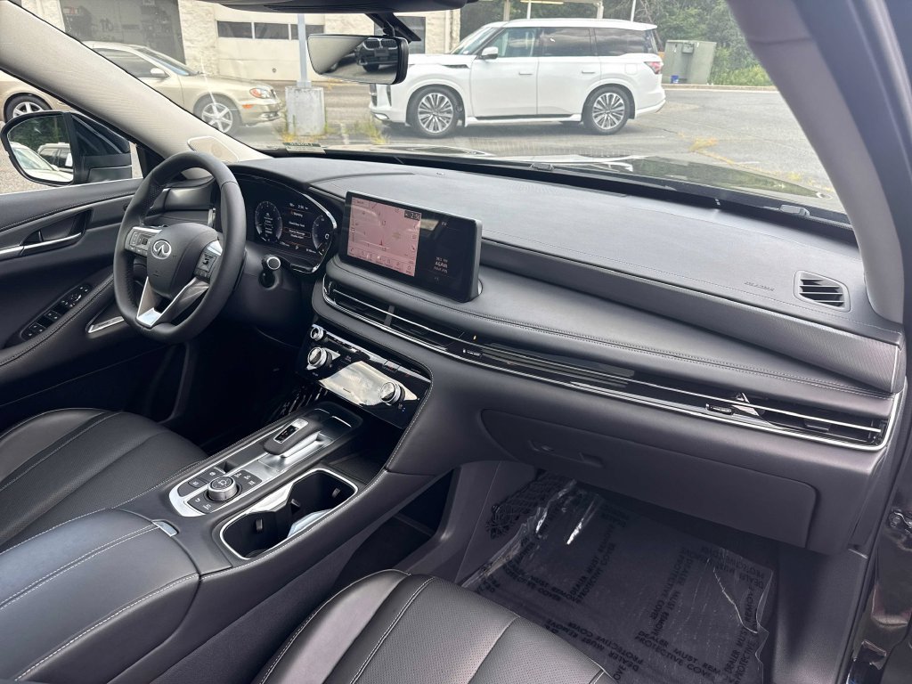 Used 2025 INFINITI QX60 Luxe w/ Cargo Package FWD image 27