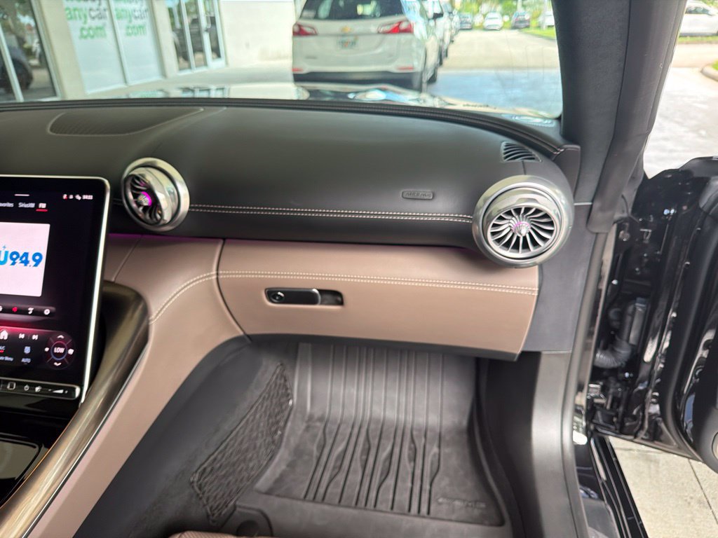 Used 2026 Mercedes-Benz SL 55 AMG 4MATIC image 37