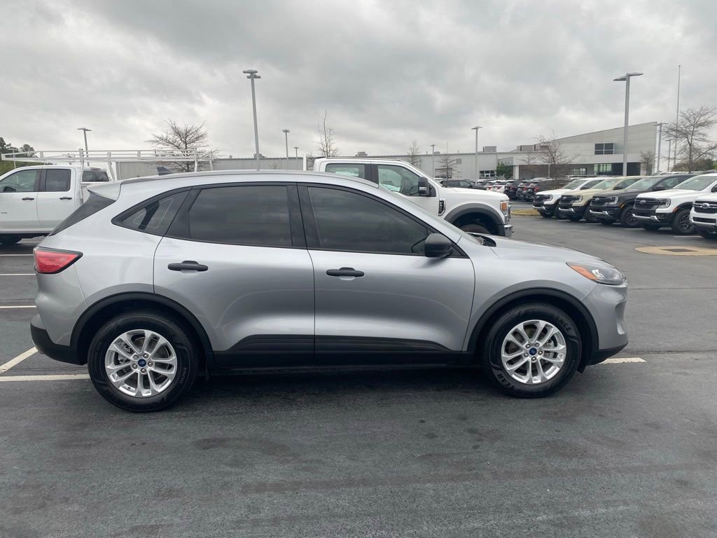 Certified 2022 Ford Escape S image 8