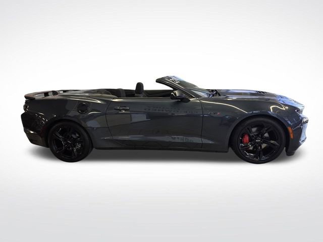 Used 2023 Chevrolet Camaro LT w/ RS Package image 9