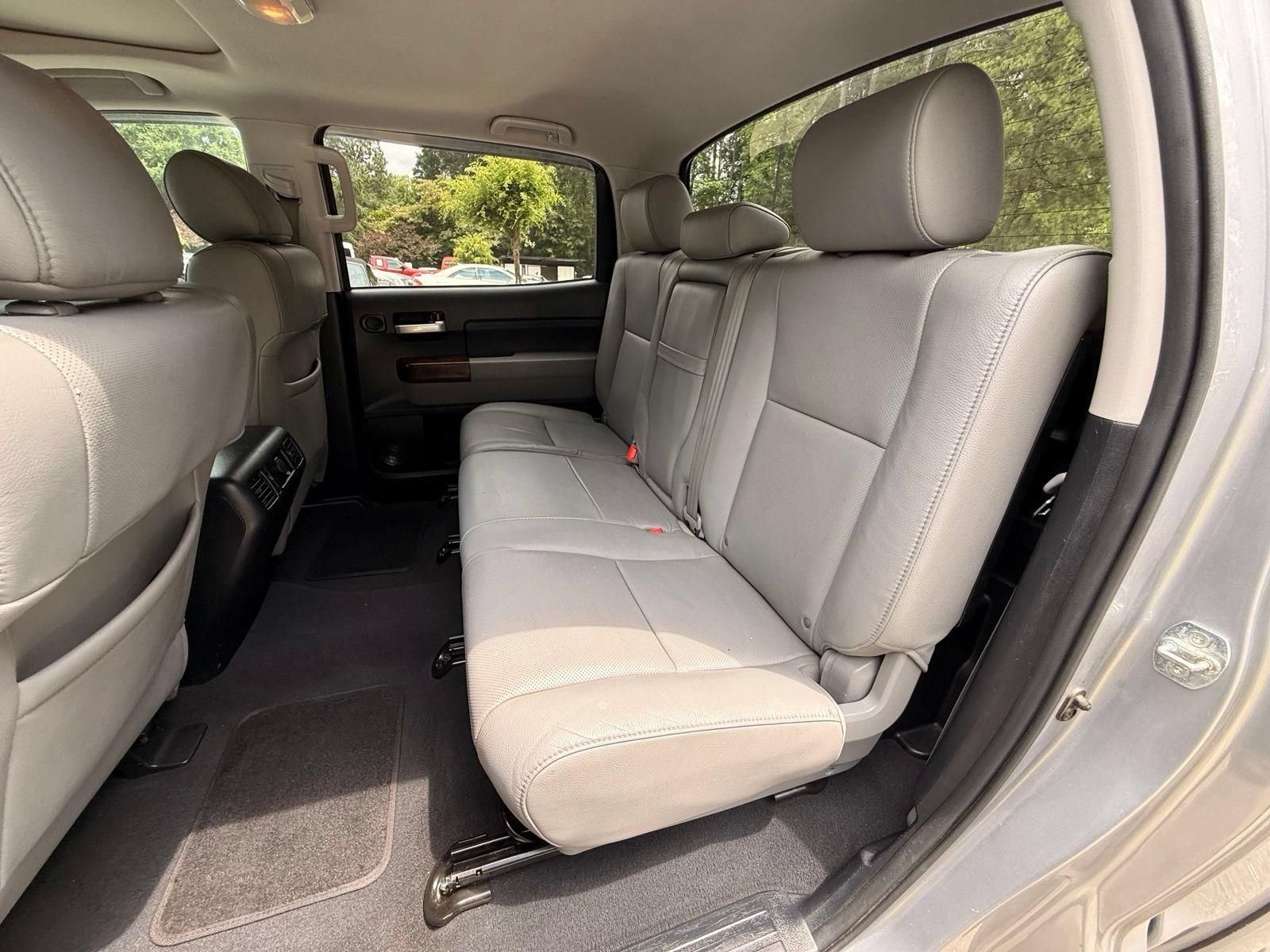 Used 2012 Toyota Tundra Limited w/ Platinum Pkg AWD/4WD image 31