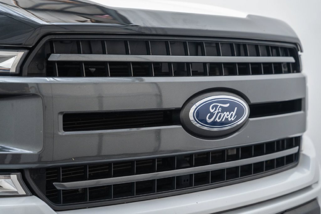 Used 2020 Ford F150 XLT w/ Equipment Group 302A Luxury AWD/4WD image 13