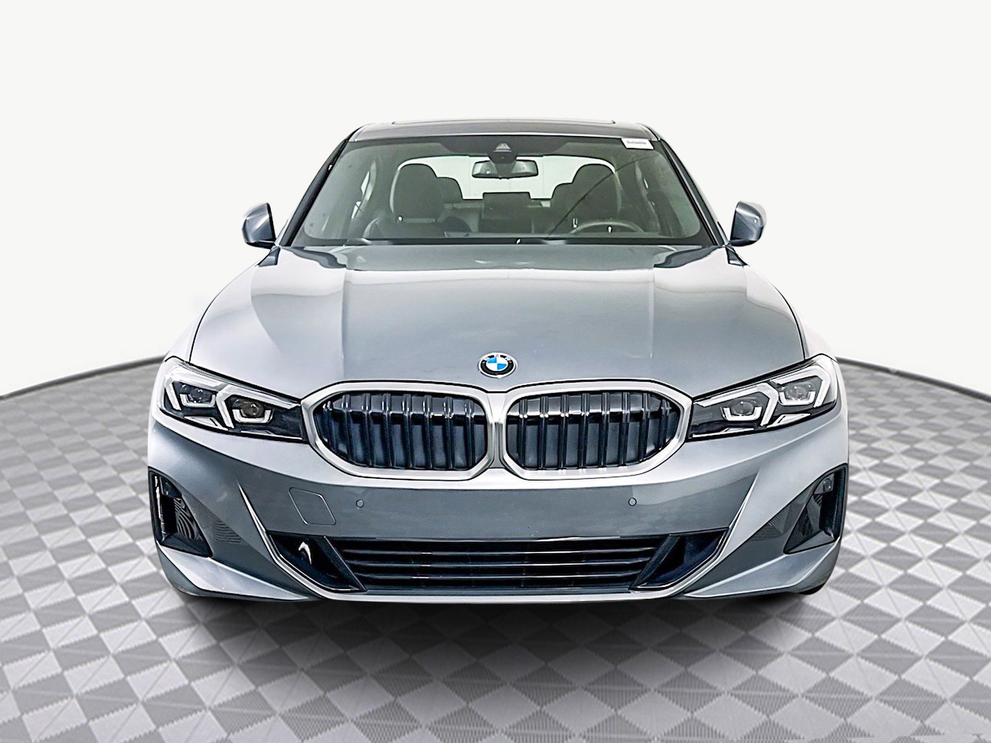Used 2025 BMW 330i Sedan image 2