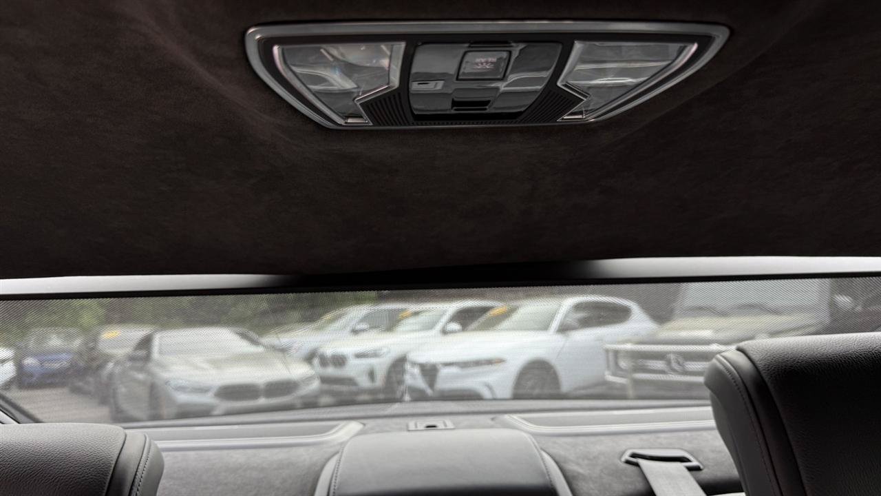 Used 2021 Audi S8 L AWD/4WD image 42