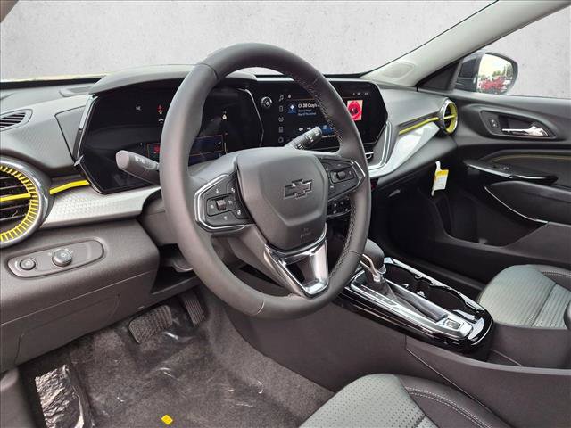 New 2026 Chevrolet Trax LT w/ Driver Confidence Package FWD image 3