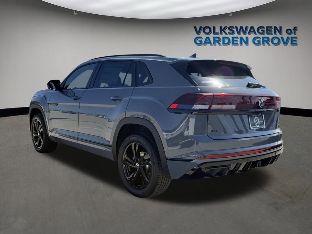 New 2026 Volkswagen Atlas Cross Sport SEL R-Line image 5