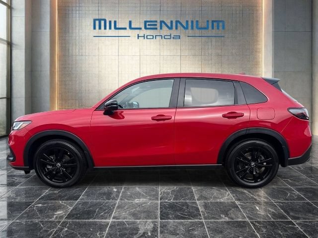 Certified 2026 Honda HR-V Sport image 2