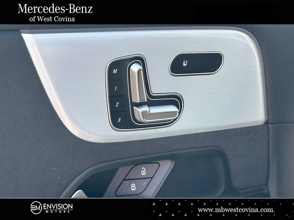 New 2025 Mercedes-Benz GLA 35 AMG 4MATIC image 19