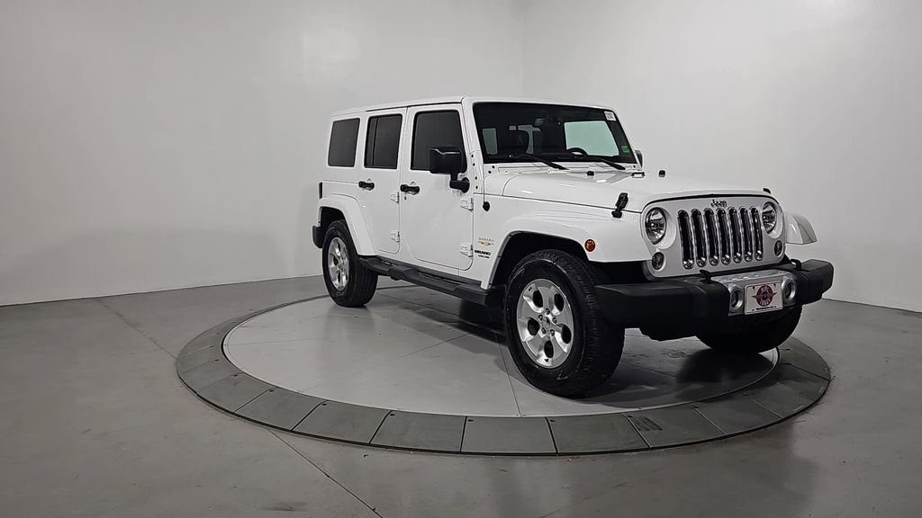 Used 2015 Jeep Wrangler Unlimited Sahara image 8