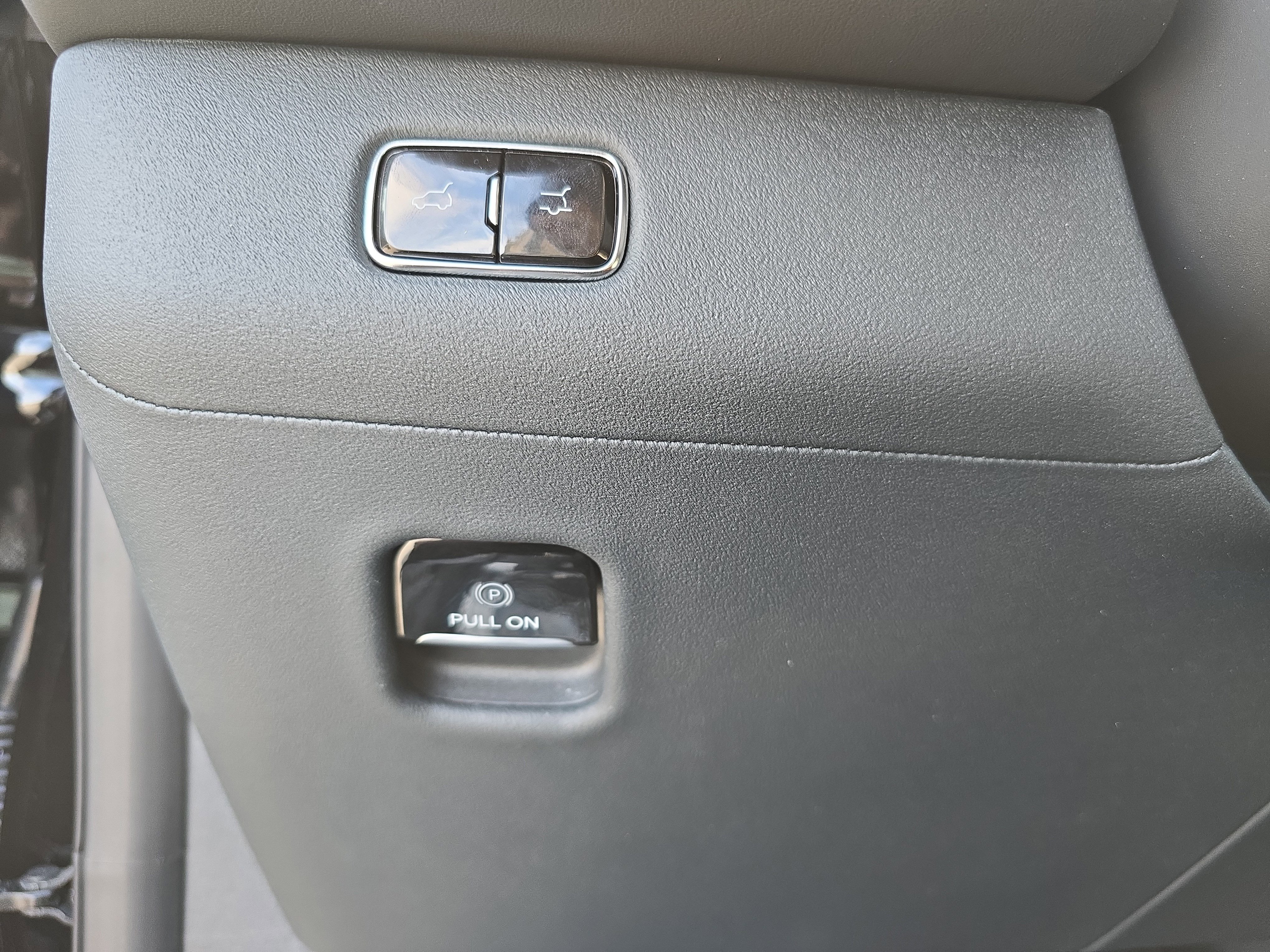 New 2025 Lincoln Navigator Reserve w/ Jet Appearance Package image 25