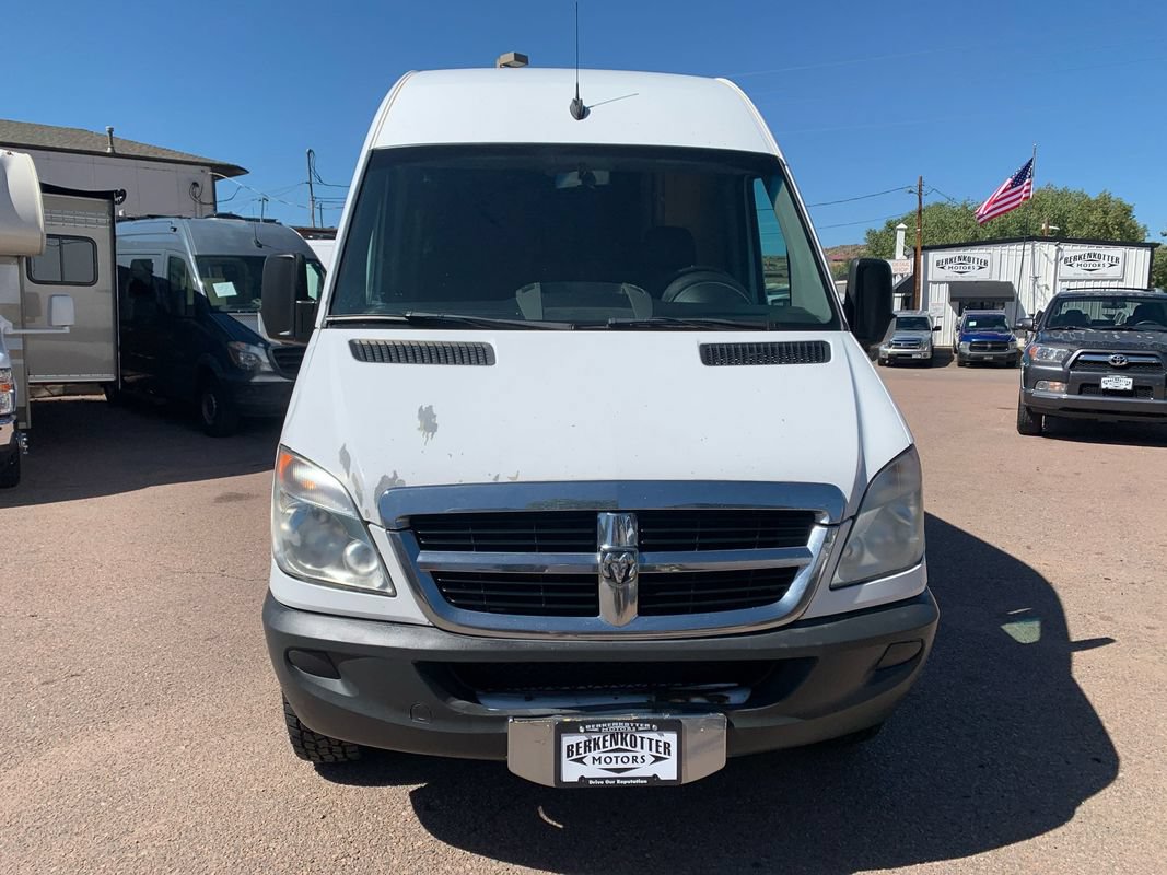 Used 2007 Dodge Sprinter 2500 RWD image 2